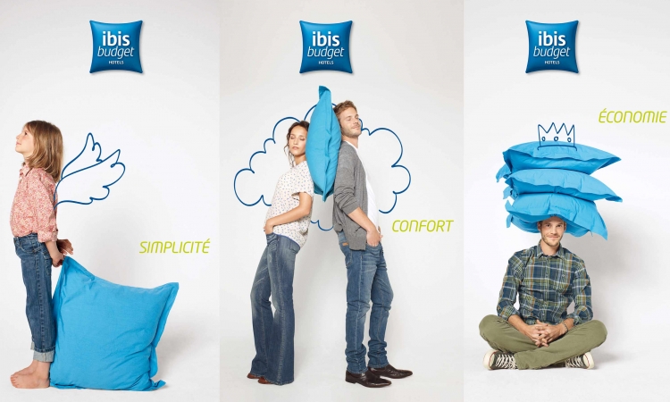 宜必思酒店標志設計，品牌形象設計，廣告設計11