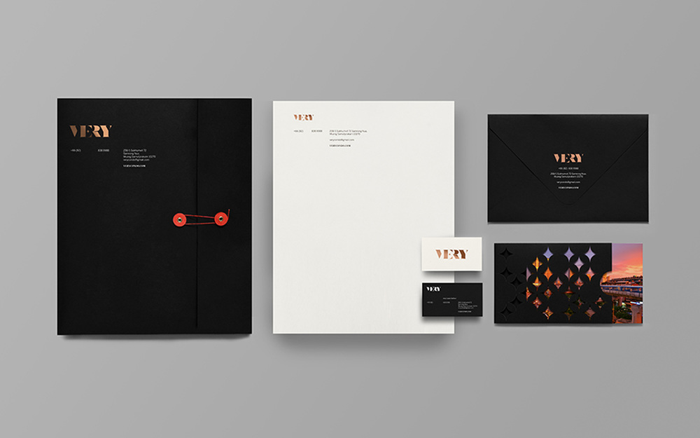 61.Y高端住宅地產(chǎn)標志設(shè)計形象設(shè)計——尚略品牌策劃與廣告設(shè)計公司 61.Y高端住宅地產(chǎn)標志設(shè)計形象設(shè)計——尚略品牌策劃與廣告設(shè)計公司