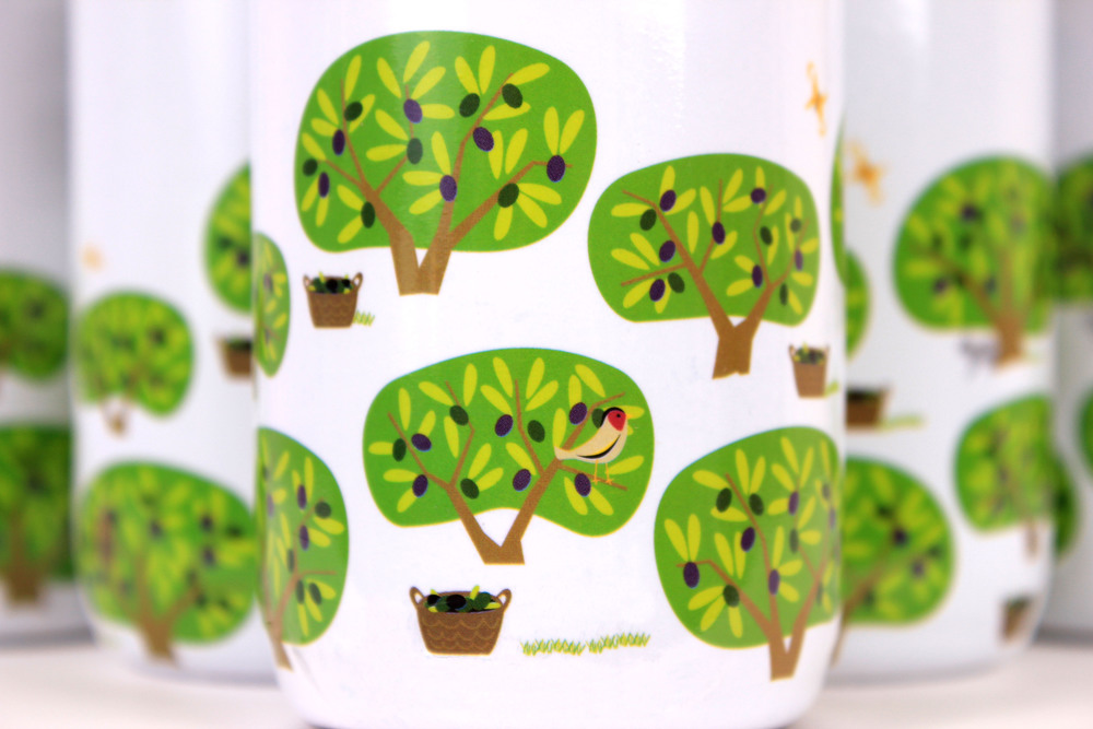 Melgarejo 特級初榨橄欖油包裝設(shè)計4 包裝主視覺-尚略包裝設(shè)計公司 Melgarejo 特級初榨橄欖油包裝設(shè)計4 包裝主視覺-尚略包裝設(shè)計公司