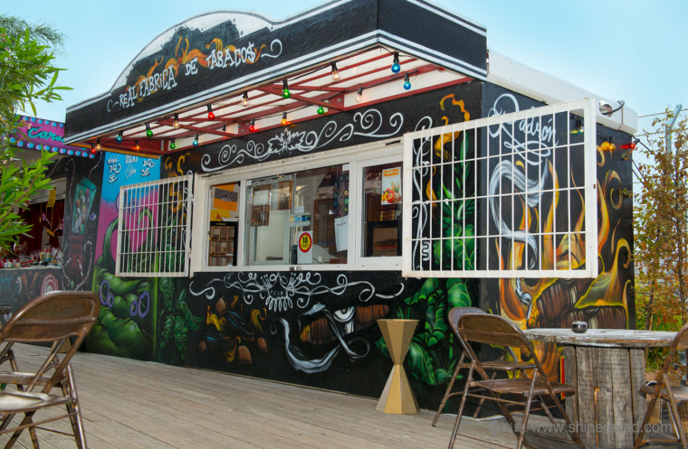 碼頭夜總會海洋生物文化墻壁紙插畫設計--上海品牌設計公司欣賞6