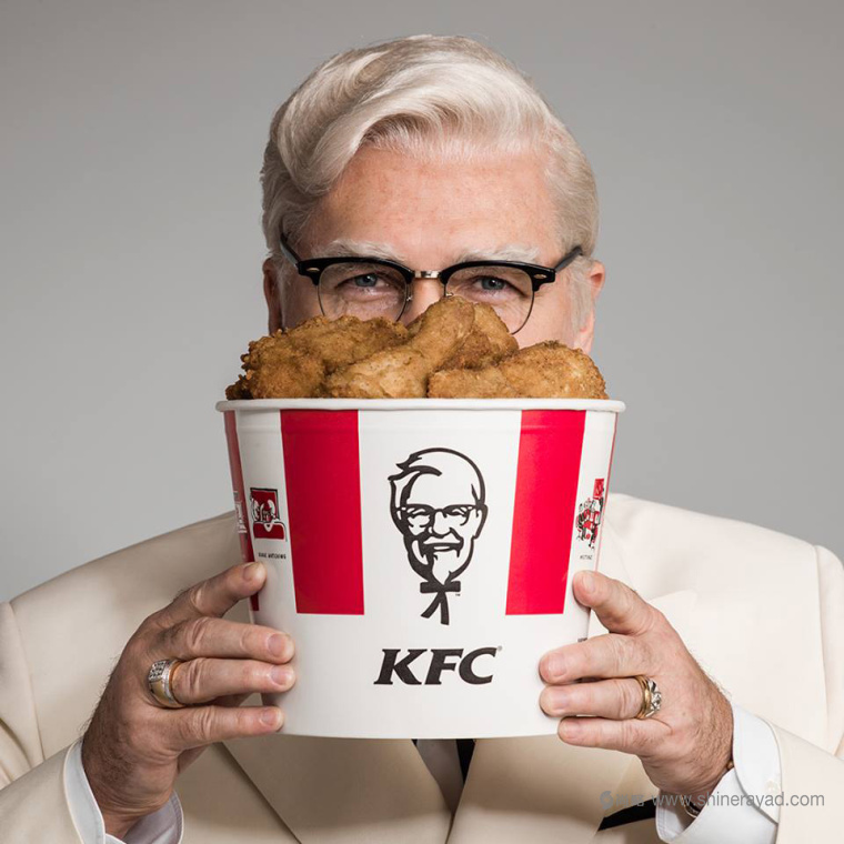 KFC肯德基更新品牌LOGO設(shè)計(jì)與包裝設(shè)計(jì)-上海品牌策劃設(shè)計(jì)公司1
