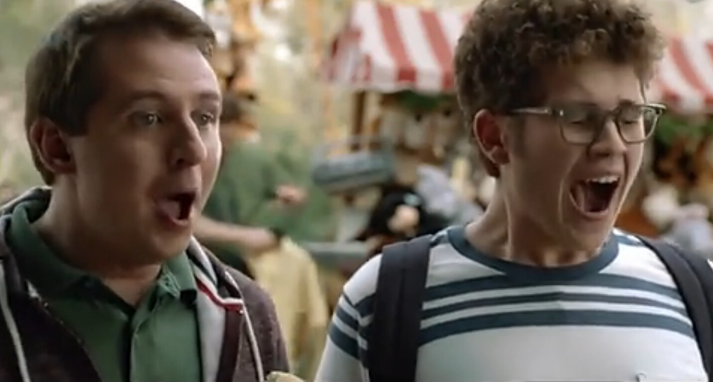 上海策劃公司尚略廣告分享麥當(dāng)勞超辣漢堡視頻廣告猩猩篇1