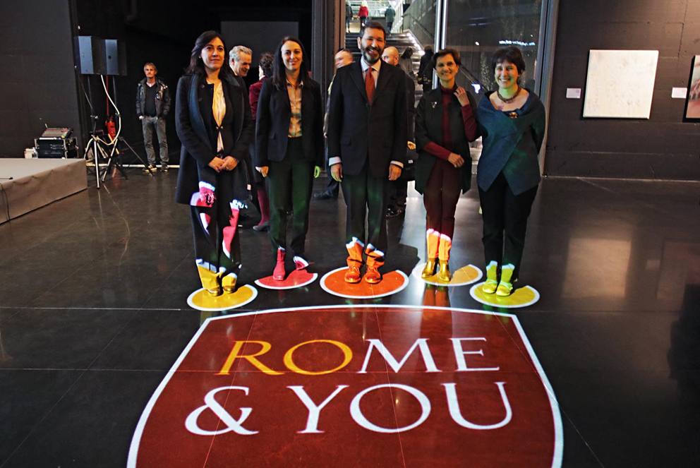 Rome羅馬旅游城市品牌形象與標(biāo)志優(yōu)化設(shè)計(jì)15 Rome羅馬旅游城市品牌形象與標(biāo)志優(yōu)化設(shè)計(jì)15