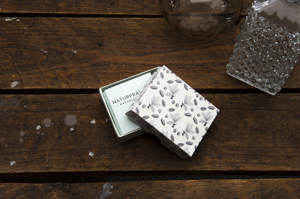 Naturpralinen 手工巧克力糖果手繪包裝設(shè)計4 Naturpralinen 手工巧克力糖果手繪包裝設(shè)計4