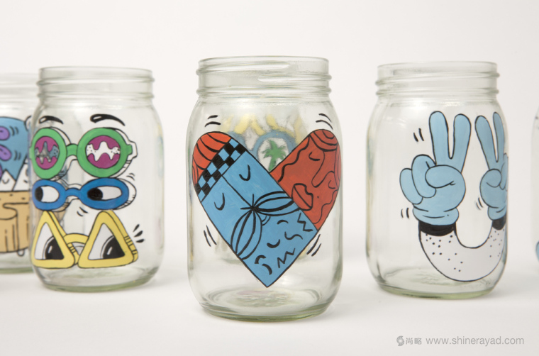 星巴克?冷咖啡茶葉手工玻璃杯插畫(huà)包裝設(shè)計(jì)-上海包裝設(shè)計(jì)公司設(shè)計(jì)分享1 星巴克?冷咖啡茶葉手工玻璃杯插畫(huà)包裝設(shè)計(jì)-上海包裝設(shè)計(jì)公司設(shè)計(jì)分享1