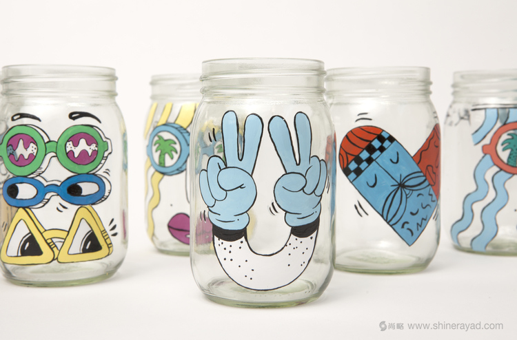 星巴克?冷咖啡茶葉手工玻璃杯插畫(huà)包裝設(shè)計(jì)3 星巴克?冷咖啡茶葉手工玻璃杯插畫(huà)包裝設(shè)計(jì)3