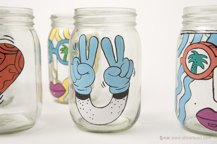 星巴克?冷咖啡茶葉手工玻璃杯插畫(huà)包裝設(shè)計(jì)-5 星巴克?冷咖啡茶葉手工玻璃杯插畫(huà)包裝設(shè)計(jì)-5