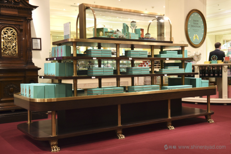 6.CHARMING 手工巧克力品牌形象設計-展示貨架設計