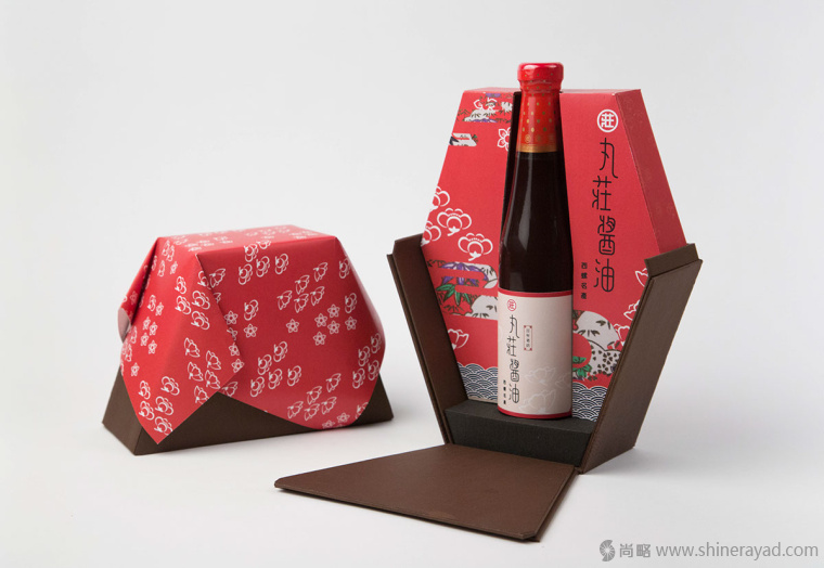 丸莊醬油包裝設(shè)計禮盒包裝設(shè)計-上海包裝設(shè)計公司設(shè)計欣賞4 丸莊醬油包裝設(shè)計禮盒包裝設(shè)計-上海包裝設(shè)計公司設(shè)計欣賞4
