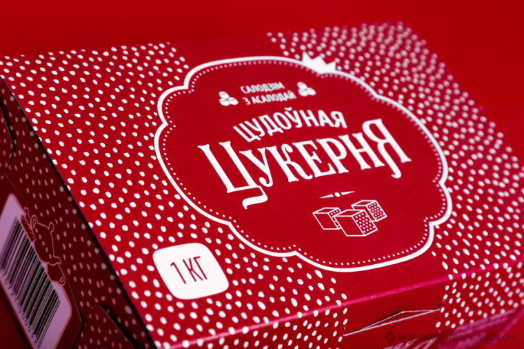 上海包裝設(shè)計(jì)公司設(shè)計(jì)欣賞點(diǎn)評(píng)：紅色裝 TSUKERNYA 咖啡方糖砂糖包裝設(shè)計(jì)4