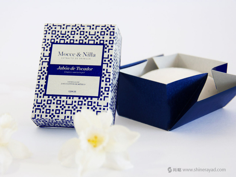 青花瓷風格 Mocce & Nilla 化妝品護膚品包裝設計-上海包裝設計公司設計欣賞5