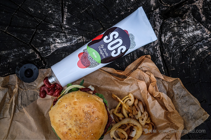 調(diào)味品包裝設(shè)計(jì)案例： SOS 燒烤醬包裝設(shè)計(jì)-上海包裝設(shè)計(jì)-上海品牌設(shè)計(jì)欣賞5