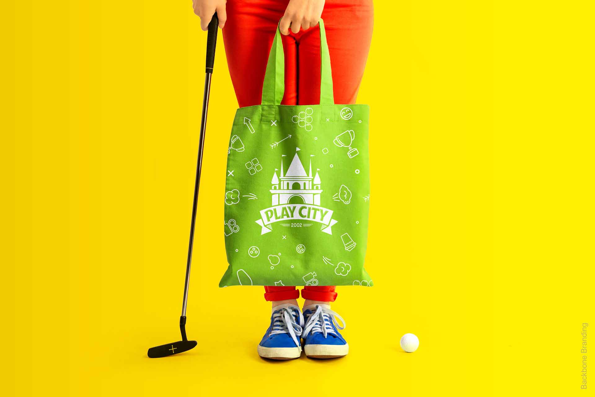 矢量圖畫風(fēng)格Play City 娛樂公園vi形象設(shè)計(jì)——展現(xiàn)游戲與現(xiàn)實(shí)交融