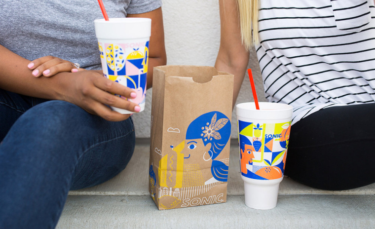 時尚餐飲品牌設計-Sonic外賣飲料杯餐飲盒子包裝設計,給您深深的夏日懷念 時尚餐飲品牌設計-Sonic外賣飲料杯餐飲盒子包裝設計,給您深深的夏日懷念