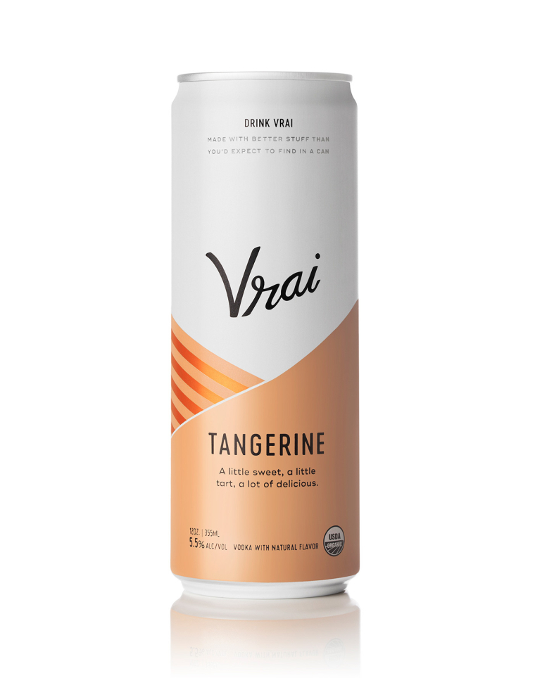 Vrai 品牌灌裝伏特加雞尾酒包裝設(shè)計清爽“V”字母版式 Vrai 品牌灌裝伏特加雞尾酒包裝設(shè)計清爽“V”字母版式