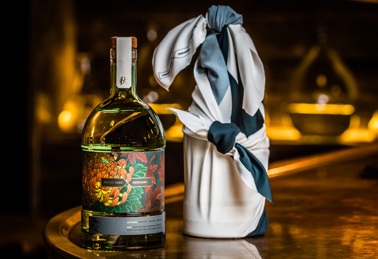 日式菊花楓葉插畫篇Archie Rose 杜松子酒包裝設計-上海包裝設計公司包裝欣賞