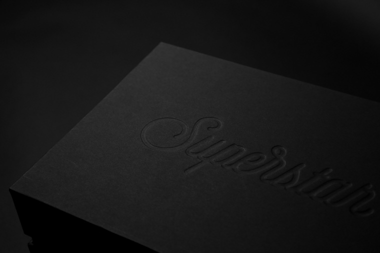 阿迪達斯超級巨星50周年紀念版紫色包裝設(shè)計