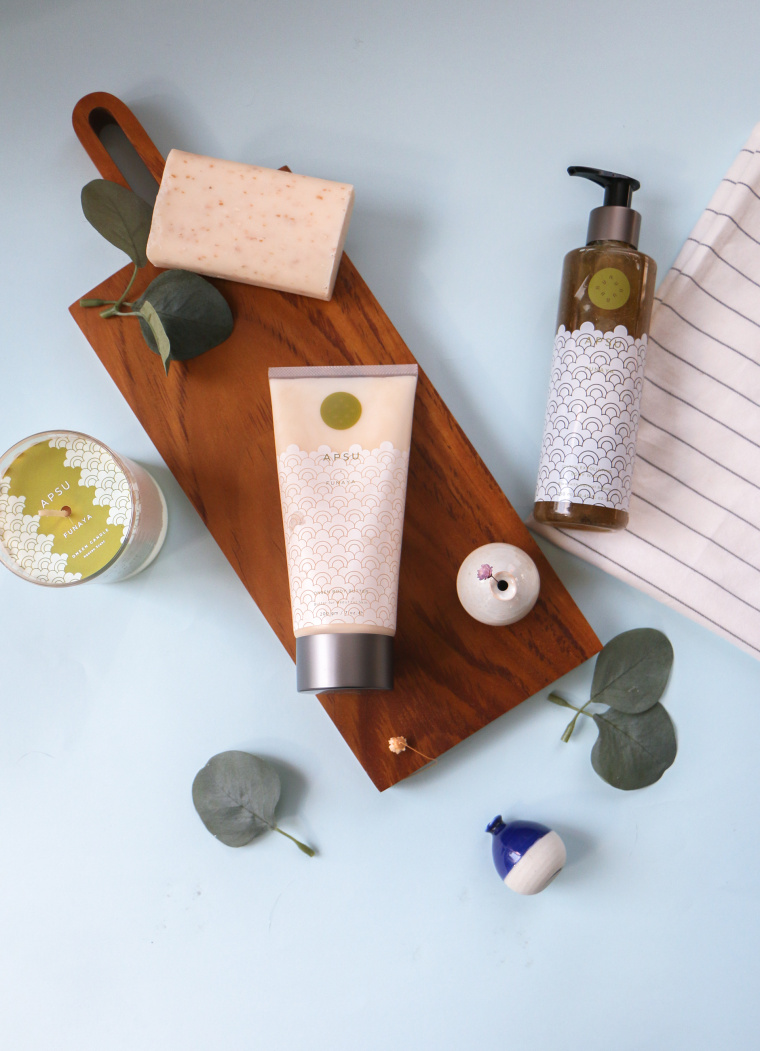 APSU “水紋”插畫沐浴露身體護(hù)理乳液包裝設(shè)計(jì)