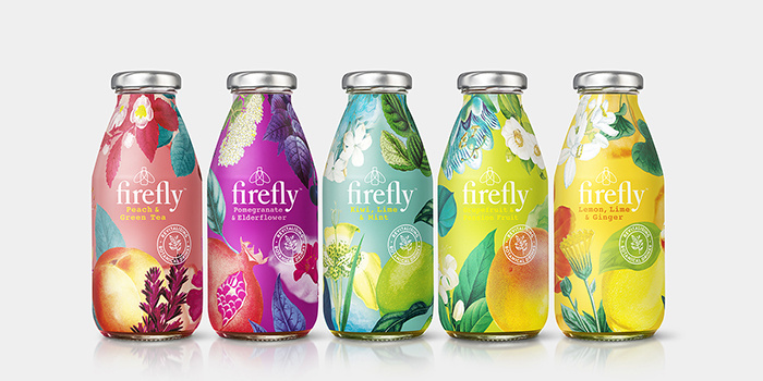 Firefly帶有翅膀的飲料包裝設計，配上帶狀線“活化植物”強化健康特性