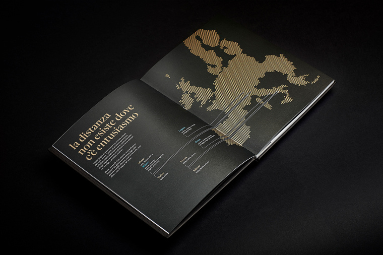 Nuceria Group國(guó)外酒文化 宣傳畫(huà)冊(cè)設(shè)計(jì)“瓶子里的故事”