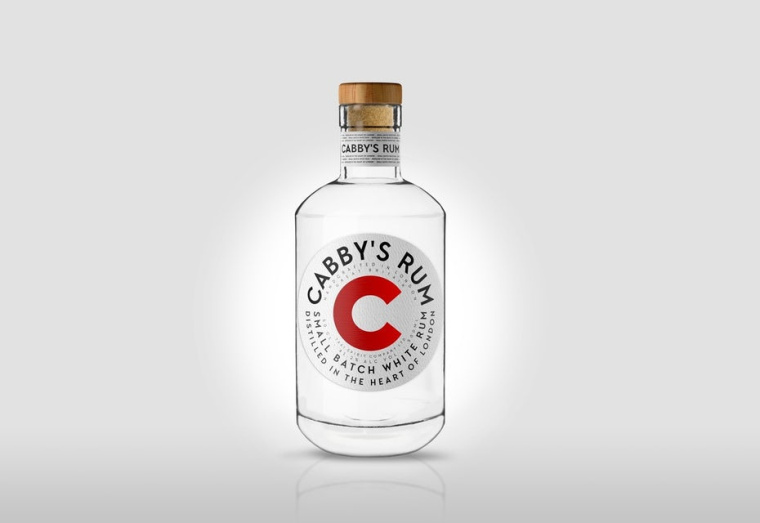Cabby的朗姆酒白色瓶子設(shè)計(jì)