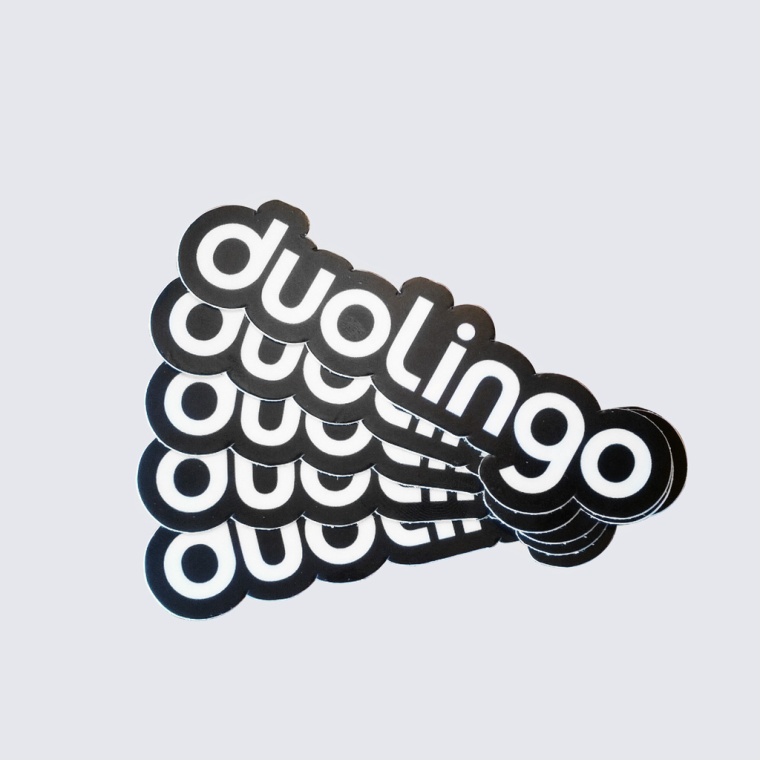 Duolingo語(yǔ)言學(xué)習(xí)翻譯網(wǎng)站標(biāo)志logo設(shè)計(jì)，一只獨(dú)特且有個(gè)性的綠色貓頭鷹