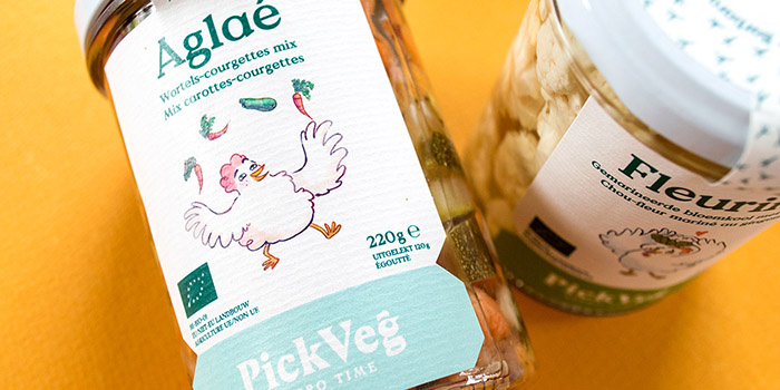 PickVeg 開胃咸菜泡菜休閑食品包裝設(shè)計(jì)，減輕生活壓力的小雞嘻哈插畫風(fēng)格