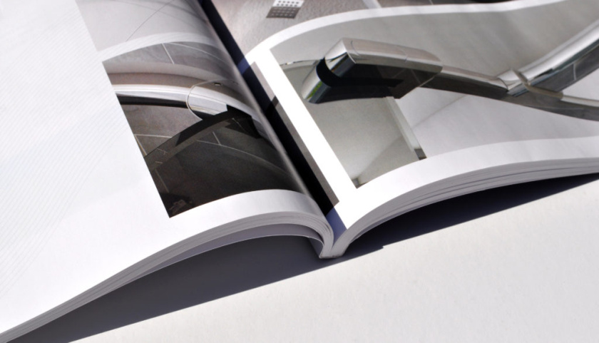 Mere-浴室衛(wèi)浴產(chǎn)品目錄手冊(cè)設(shè)計(jì)，非常注重細(xì)節(jié)的設(shè)計(jì)