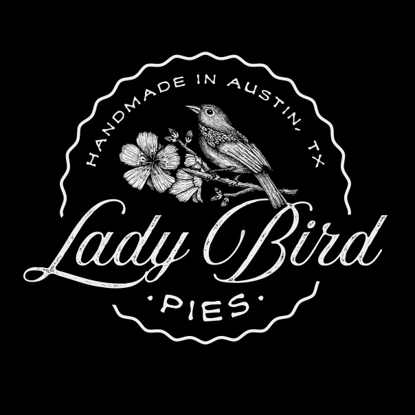媽媽們喜歡的女性標(biāo)志設(shè)計風(fēng)格-Lady Bird Pies 鳥于植物徽標(biāo)標(biāo)志設(shè)計