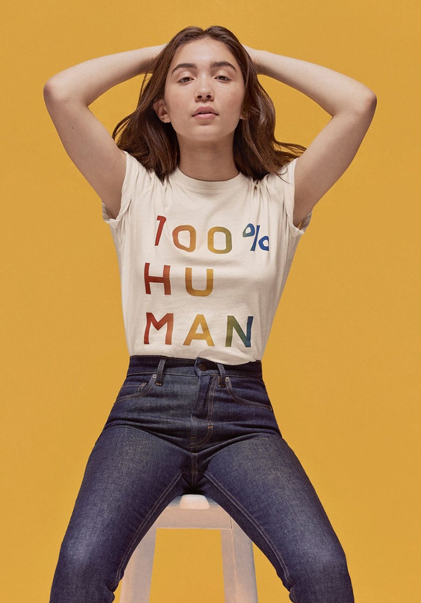 女演員羅恩布蘭查德在Everlane的Facebook上發(fā)布的照片