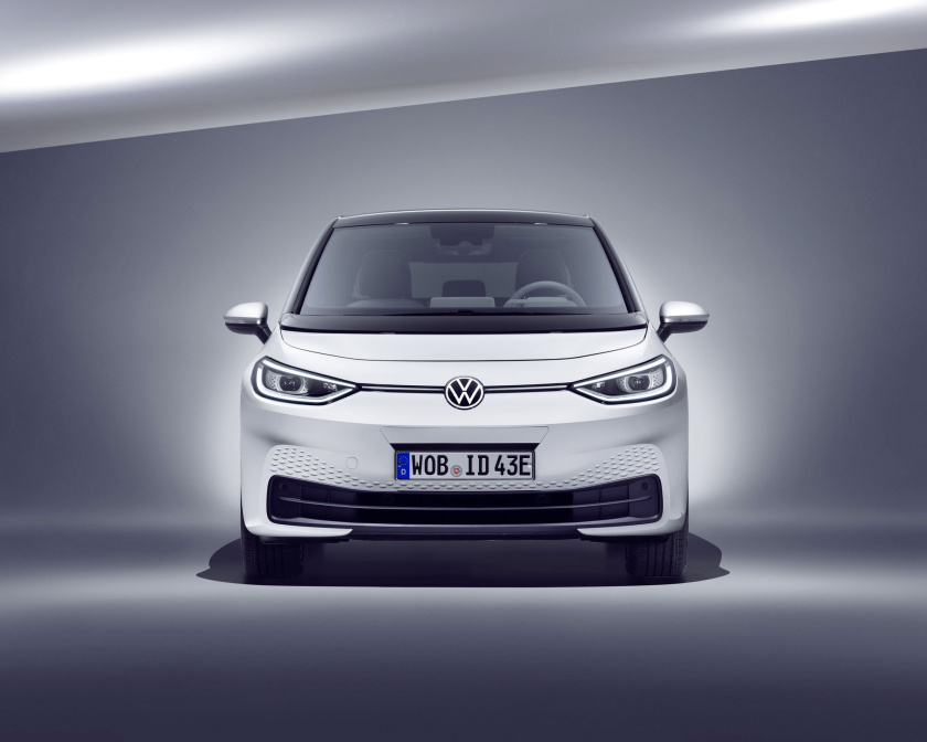 大眾汽車新logo設計,更扁平簡約,迎合電動汽車時代到來 大眾汽車新logo設計,更扁平簡約,迎合電動汽車時代到來