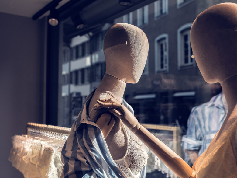 Beldona女士?jī)?nèi)衣品牌連鎖店鋪si空間設(shè)計(jì)，一個(gè)自然溫暖的環(huán)境