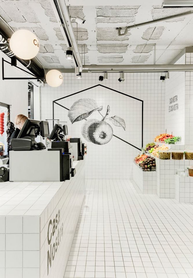 巴塞羅那Casa Nostra水果店店鋪空間設(shè)計(jì)“白色瓷磚”風(fēng)格