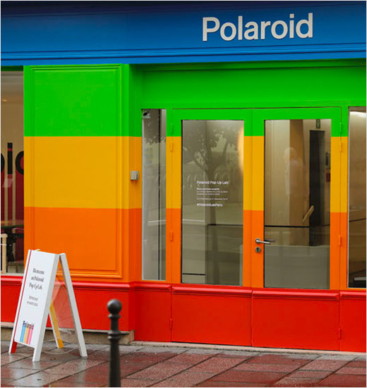 寶麗來相機公布統(tǒng)一的品牌命名與logo設計——帶有5個色條的設計