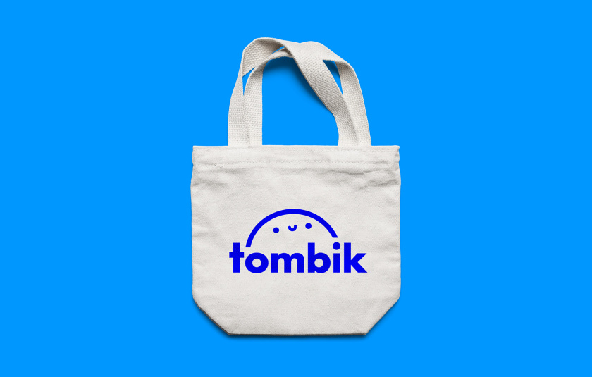 Tombik Studio創(chuàng)意工作室/自我品牌形象設(shè)計(jì)logo設(shè)計(jì)，卡通人偶面部形象