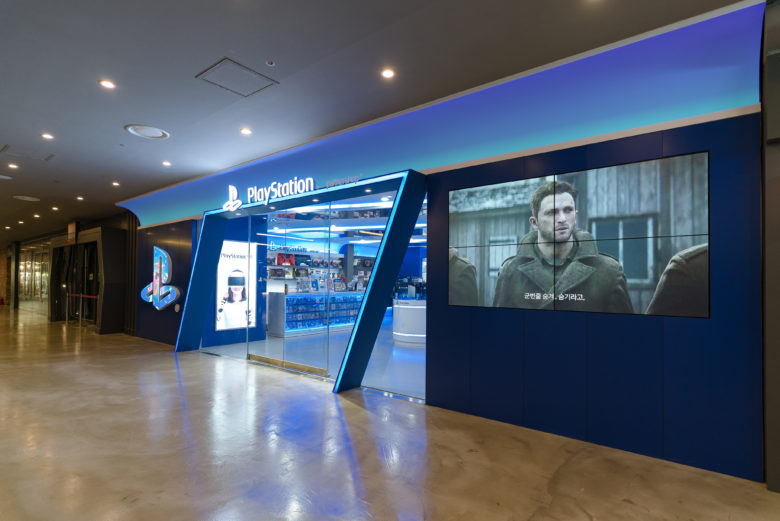 PlayStation 品牌電競(jìng)游戲設(shè)備線下店鋪空間設(shè)計(jì),藍(lán)色科技風(fēng)格 PlayStation 品牌電競(jìng)游戲設(shè)備線下店鋪空間設(shè)計(jì),藍(lán)色科技風(fēng)格