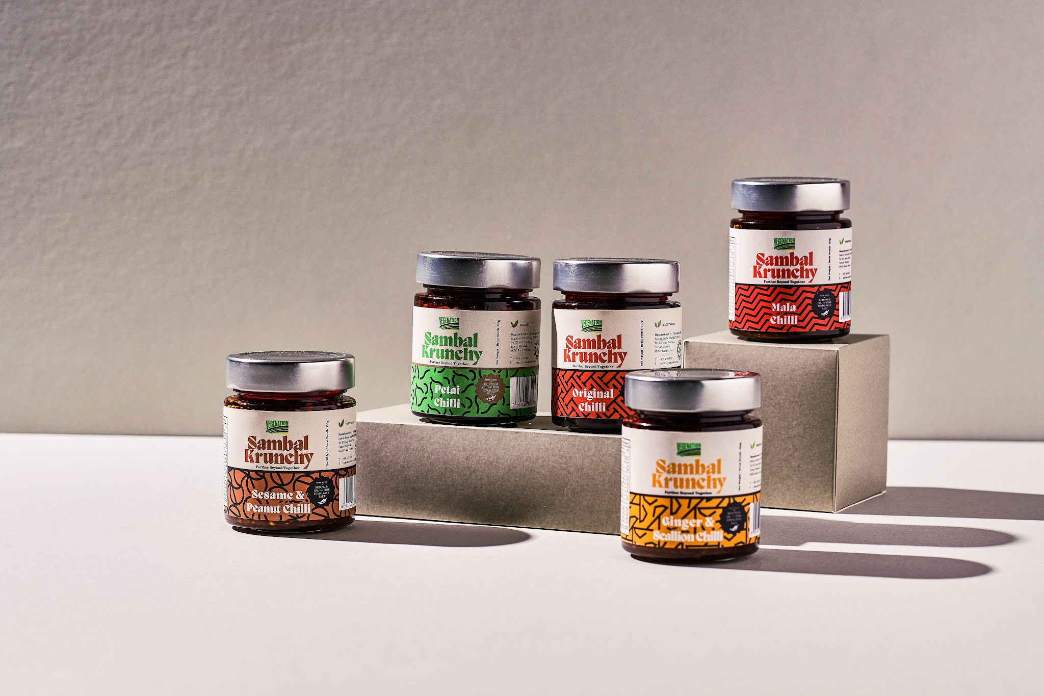 Sambal 瓶裝食品包裝設計“馬來西亞傳統(tǒng)蠟染圖案” Sambal 瓶裝食品包裝設計“馬來西亞傳統(tǒng)蠟染圖案”