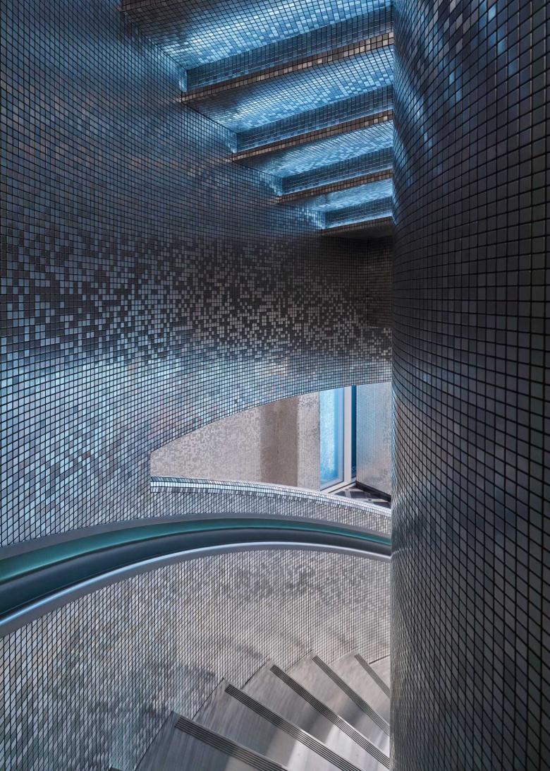 Gucci 韓國旗艦店店鋪空間設計，韓國傳統(tǒng)圖案與充滿活力的燈光組合