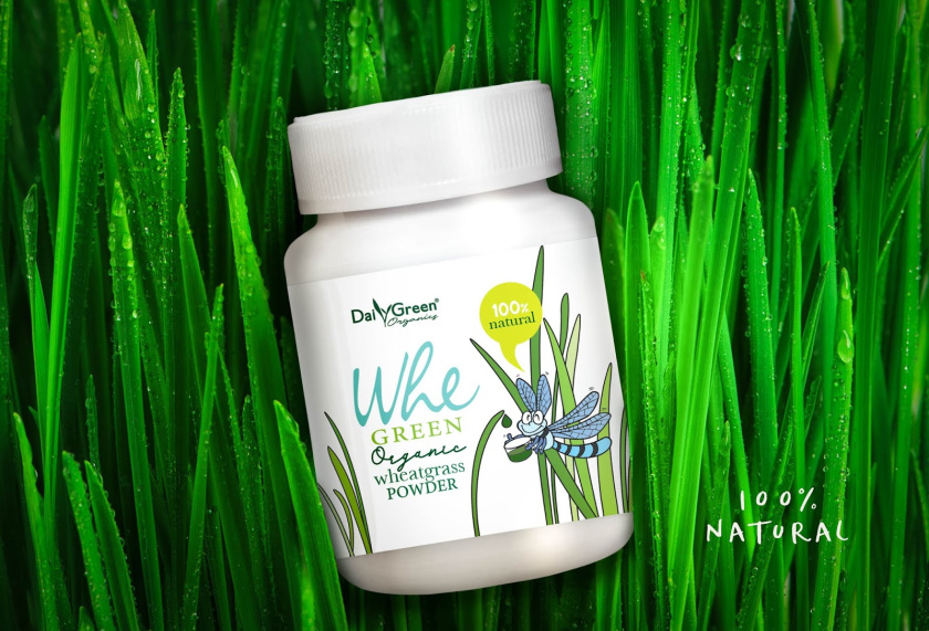 Daily Green有機(jī)小麥草膳食營養(yǎng)補(bǔ)充劑產(chǎn)品包裝設(shè)計（白色瓶子），“小草+昆蟲”插畫