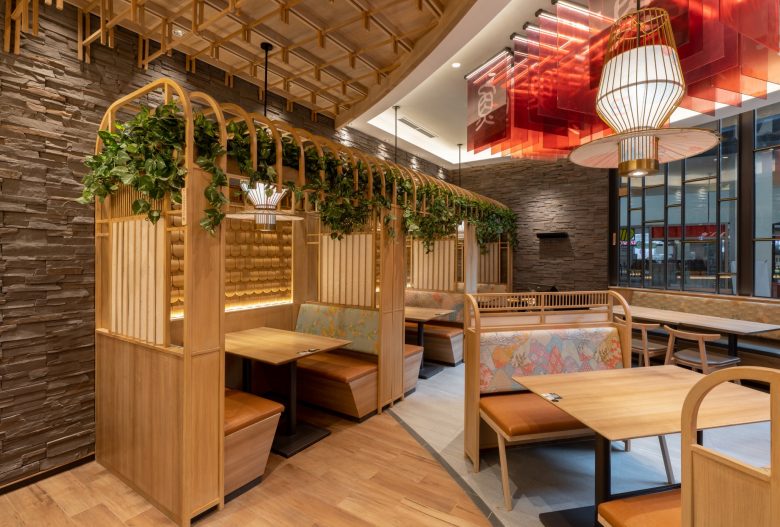 Sushi Tei 日式壽司餐廳餐飲店鋪室內(nèi)空間設(shè)計(jì)“自然原木喜慶”風(fēng)格