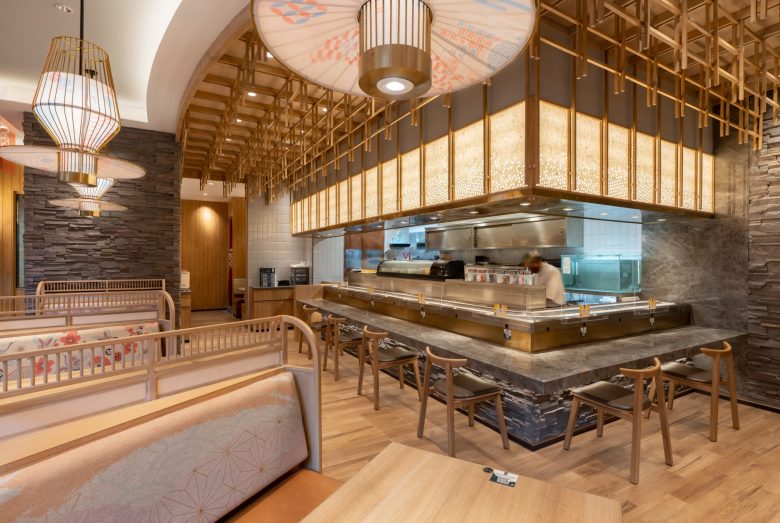 Sushi Tei 日式壽司餐廳餐飲店鋪室內(nèi)空間設(shè)計(jì)“自然原木喜慶”風(fēng)格