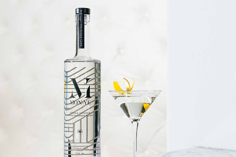 MON-YéVodka西非伏特加酒水包裝設計，紡織品團案+MV品牌logo設計