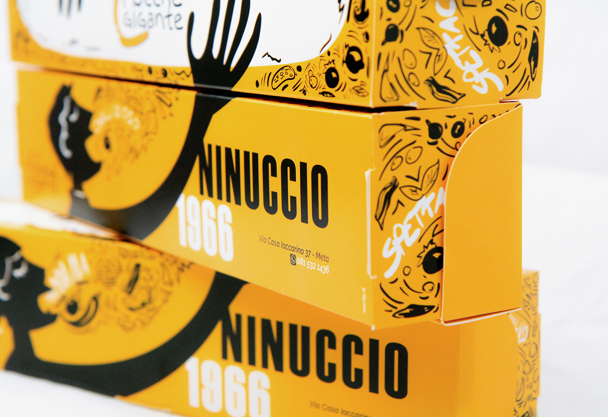 crocchè休閑食品創(chuàng)意包裝設計，張開的手與嘴巴插畫