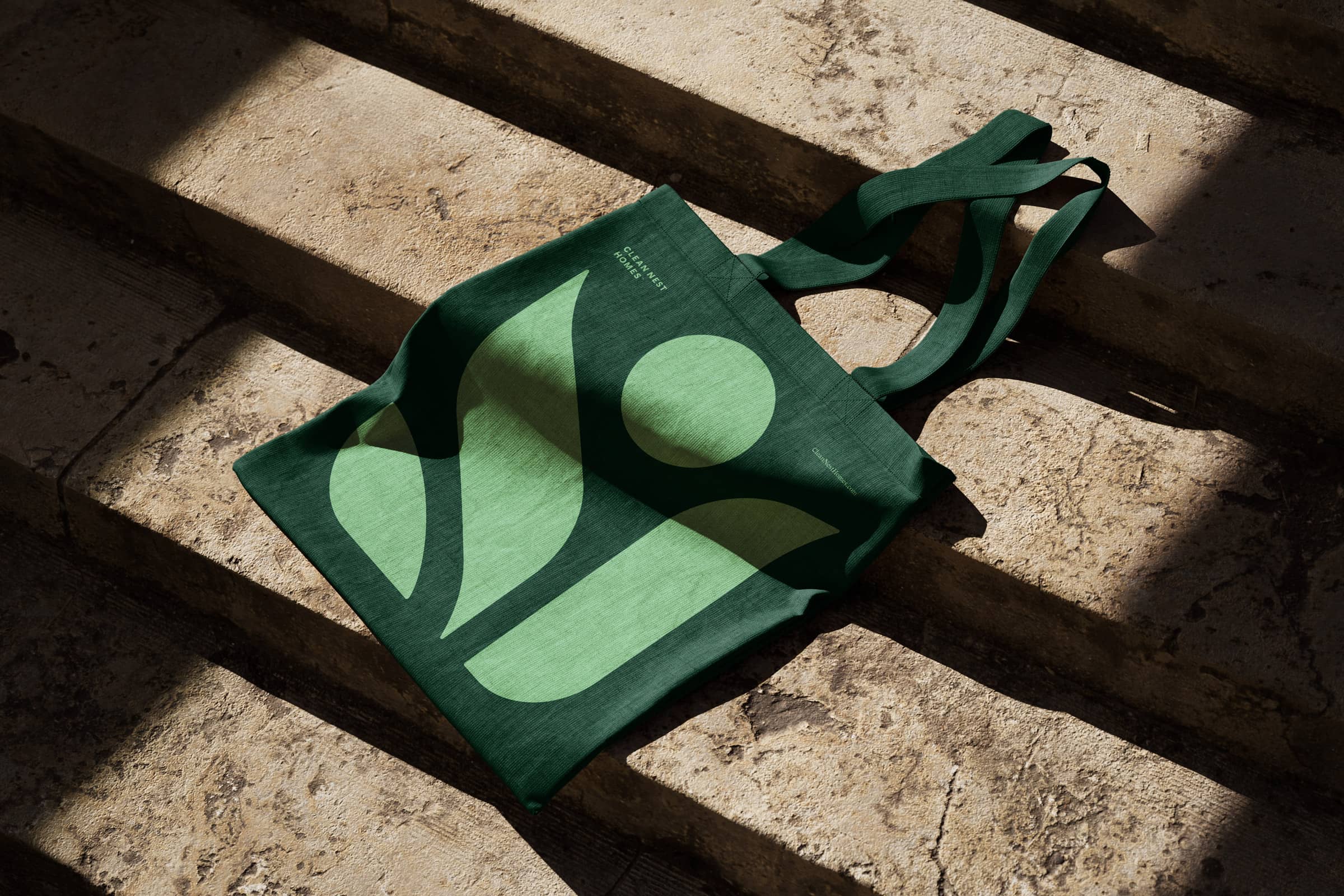 CNH全天然清潔公司logo設(shè)計(jì)“綠色花朵”元素